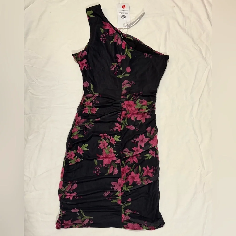 Merokeety Black and Pink Floral Ruched One Shoulder Mini Dress Small - Picture 3 of 6
